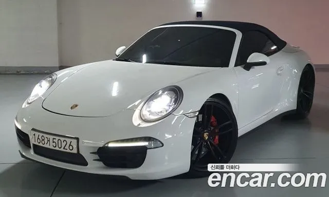 Porsche 911 CARRERA 4 CABRIOLET