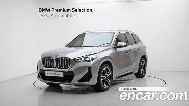 BMW iX1 xDrive 30 M Sport