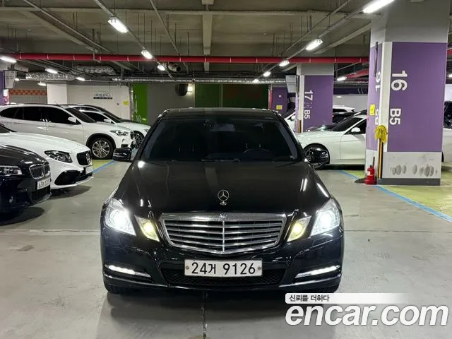 Mercedes-Benz E-Class E300 Elegance