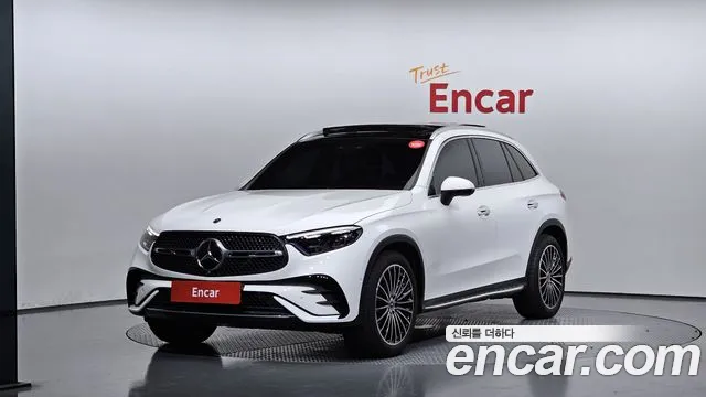 Mercedes-Benz GLC-Class GLC300 4MATIC AMG Line