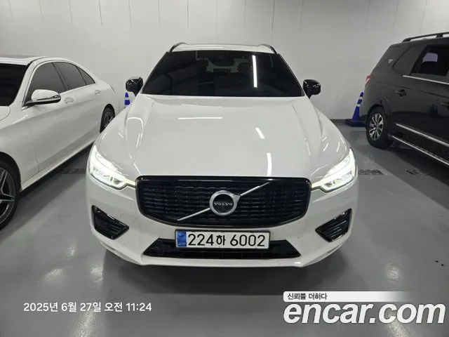 Volvo XC60 T8 R-Design