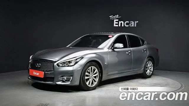 Infiniti Q70 3.7 Style