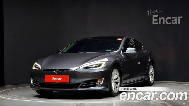 Tesla Model S 75D