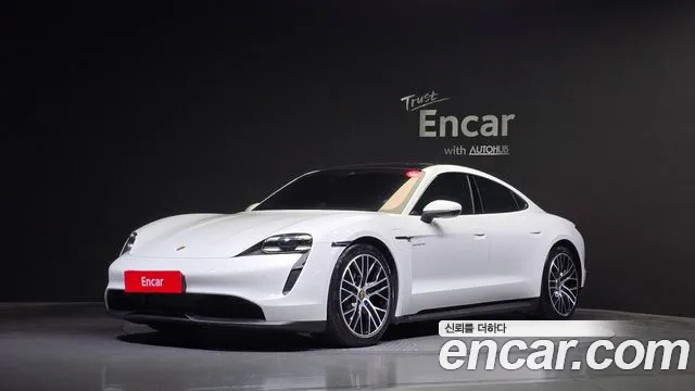 Porsche Taycan Base
