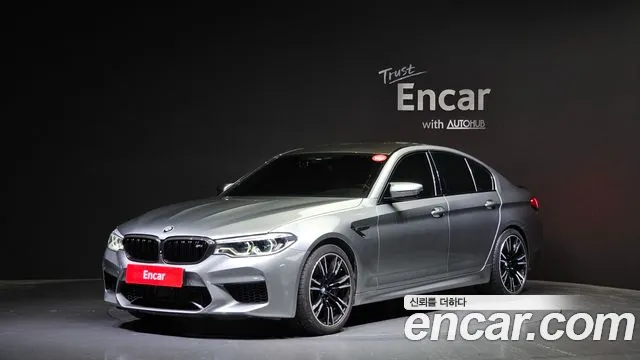 BMW M5 M5 Sedan