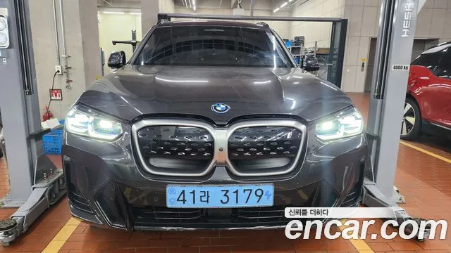 BMW iX3 M Sports