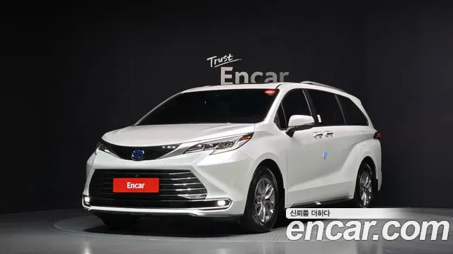 Toyota Sienna 2.5 Hybrid AWD