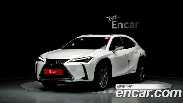 Lexus UX 2WD