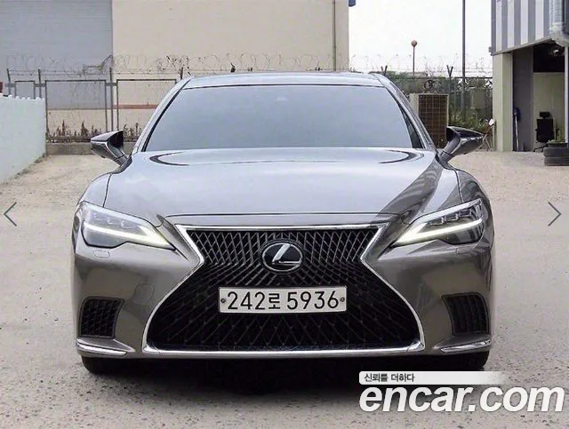 Lexus LS 3.5 Platinum AWD