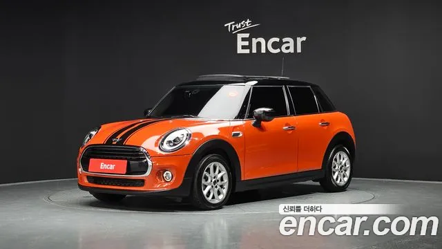 Mini Cooper 5Door HIGH