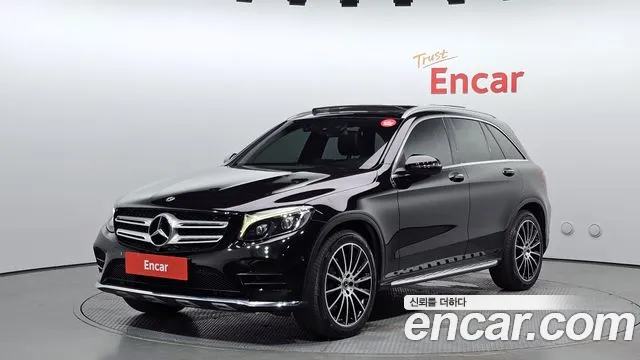 Mercedes-Benz GLC-Class GLC300 4MATIC AMG Line