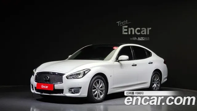 Infiniti Q70 3.7 Style