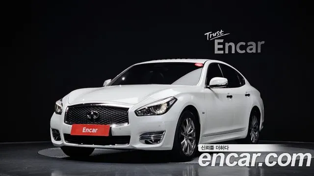 Infiniti Q70 3.0d