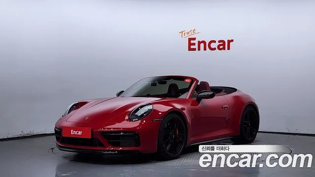 Porsche 911 Carrera 4 GTS Cabriolet