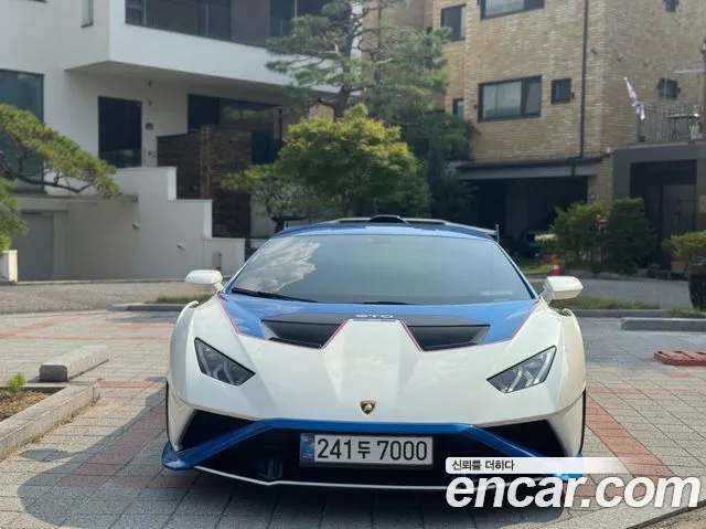 Lamborghini Huracan LP640-2 STO