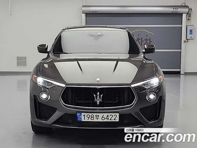 Maserati Levante 3.8 GTS AWD