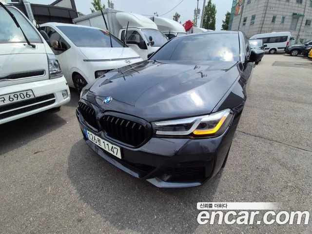 BMW 5-Series 530i xDrive M Sport Package