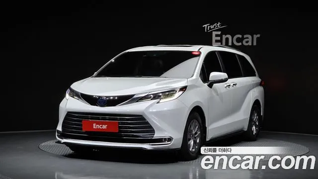 Toyota Sienna 2.5 Hybrid AWD