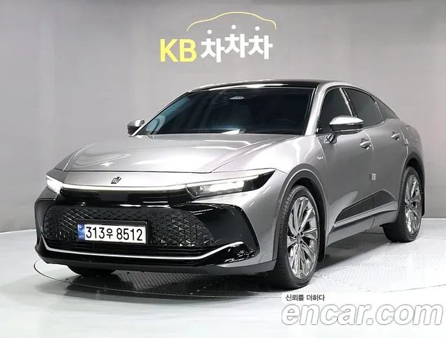 Toyota Crown 2.5 4WD Hybrid