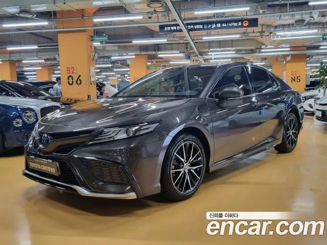 Toyota Camry 2.5 XSE Hybrid