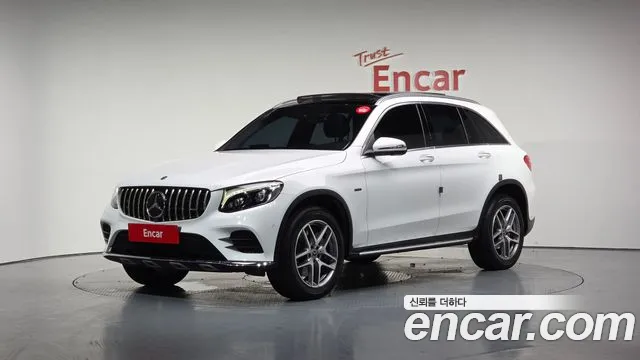 Mercedes-Benz GLC-Class GLC350e 4MATIC AMG Line