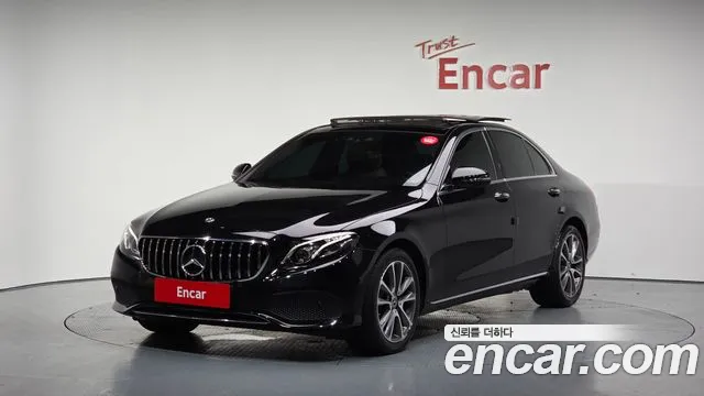 Mercedes-Benz E-Class E300 4MATIC Avnatgarde