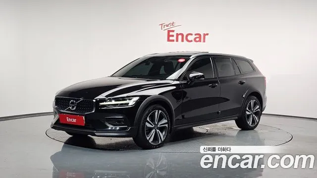 Volvo V60 T5 Pro AWD