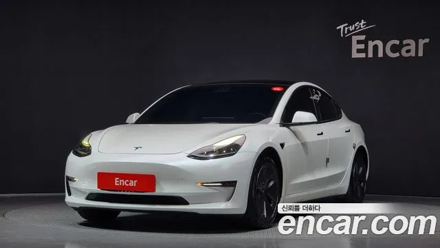Tesla Model 3 Long Range