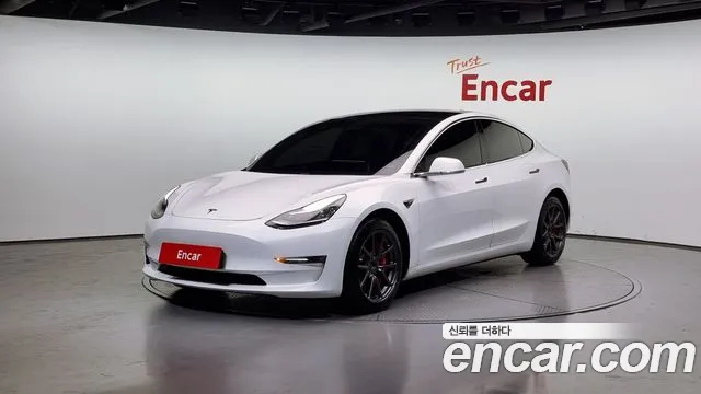 Tesla Model 3 Long Range