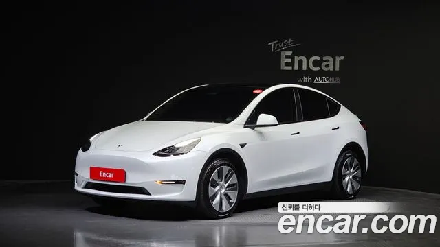 Tesla Model Y Long Range