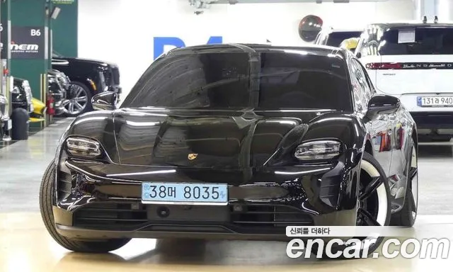 Porsche Taycan GTS