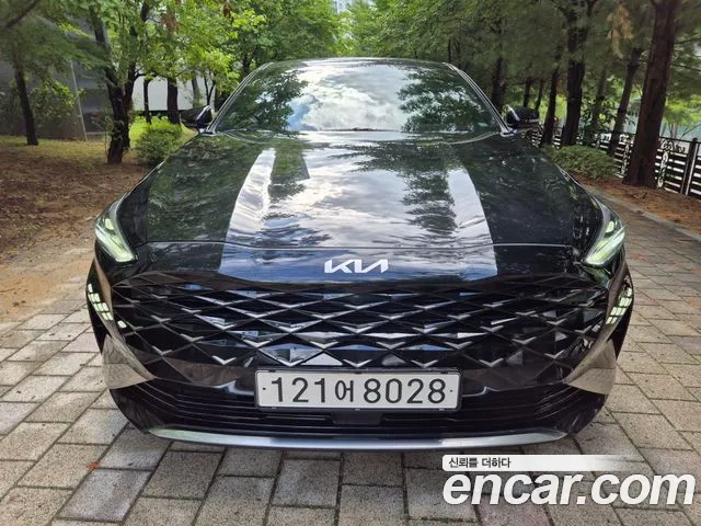 Kia K8 2.5 Gasoline 2WD