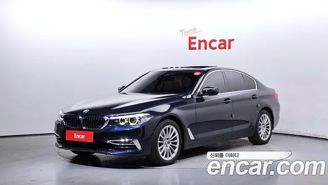 BMW 5-Series 520i Luxury