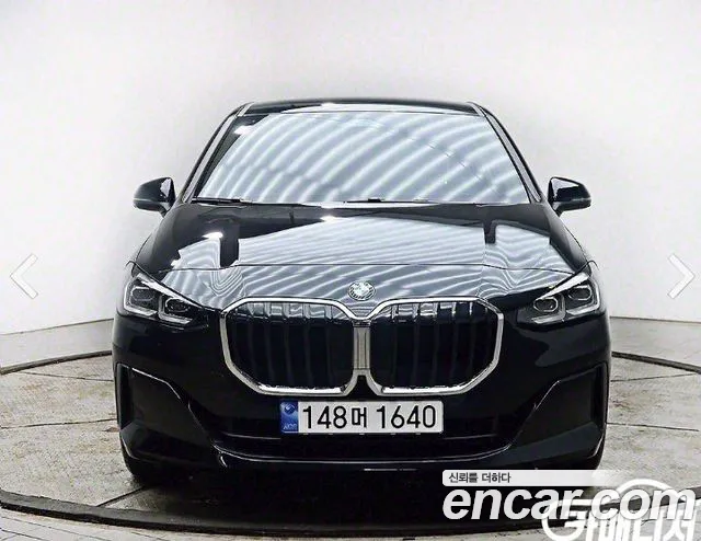 BMW 2-Series 220i Advantage
