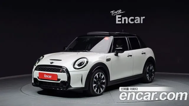 Mini Cooper 5Door Classic