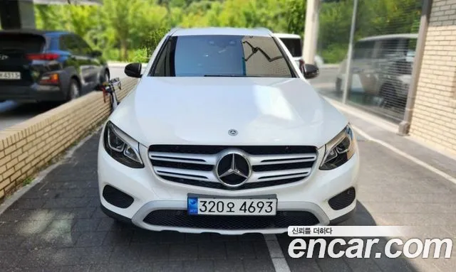Mercedes-Benz GLC-Class GLC350e 4MATIC