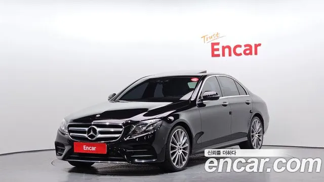 Mercedes-Benz E-Class E300 4MATIC AMG Line