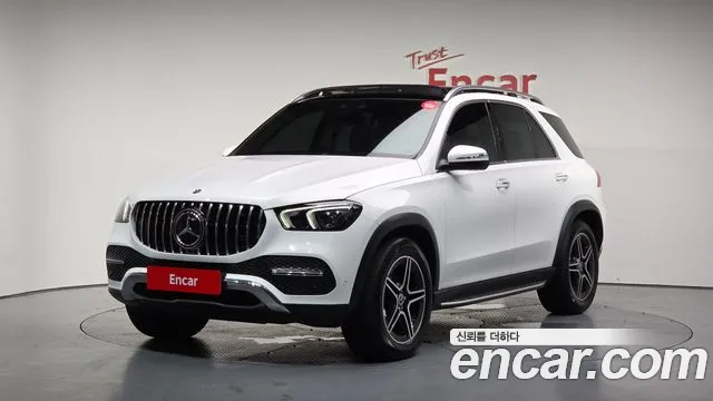 Mercedes-Benz GLE-Class GLE300d 4MATIC