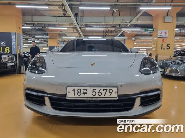 Porsche Panamera 3.0 AWD