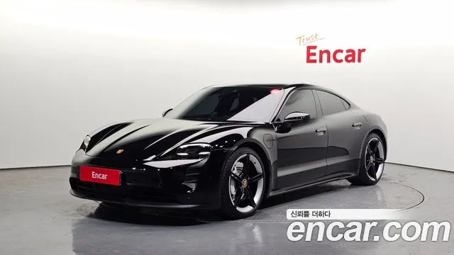 Porsche Taycan GTS