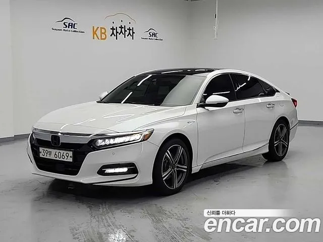 Honda Accord 2.0 Hybrid Touring
