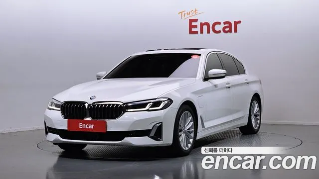BMW 5-Series 530e Luxury