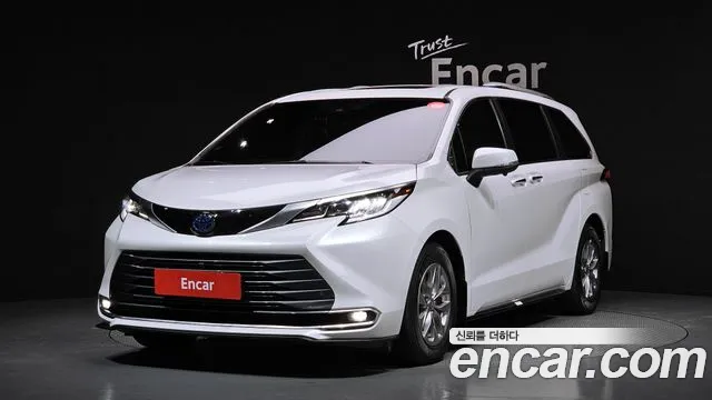 Toyota Sienna 2.5 Hybrid AWD