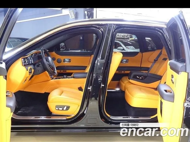 Rolls-Royce Ghost 6.7 V12