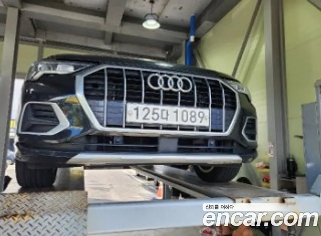 Audi Q3 35 TDI Premium