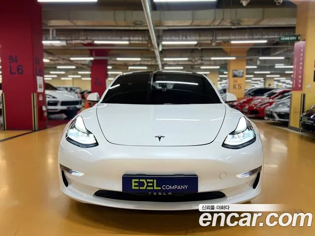 Tesla Model 3 Long Range