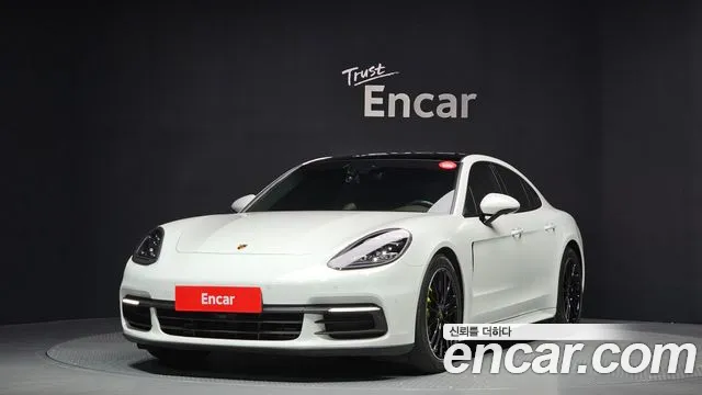 Porsche Panamera 3.0 AWD