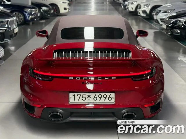 Porsche 911 Turbo S Cabriolet