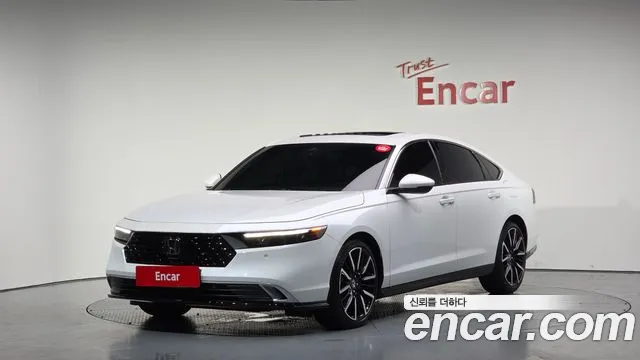 Honda Accord 2.0 Hybrid Touring