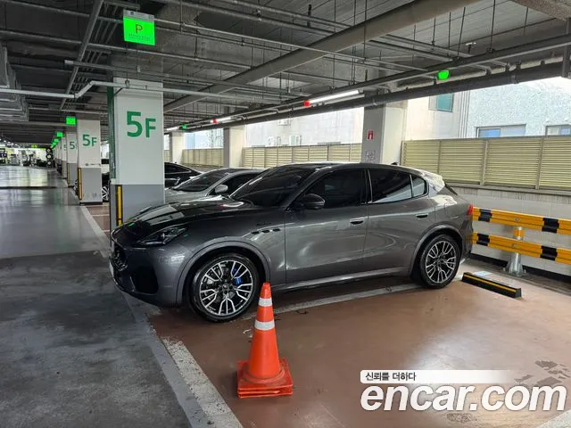Maserati Grecale 2.0 AWD Modena